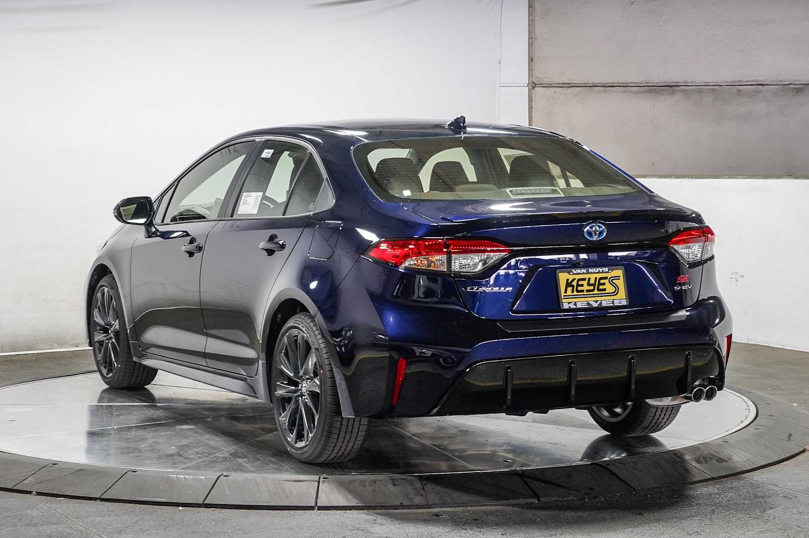 Thumbnail: 2025 Toyota Corolla - 6