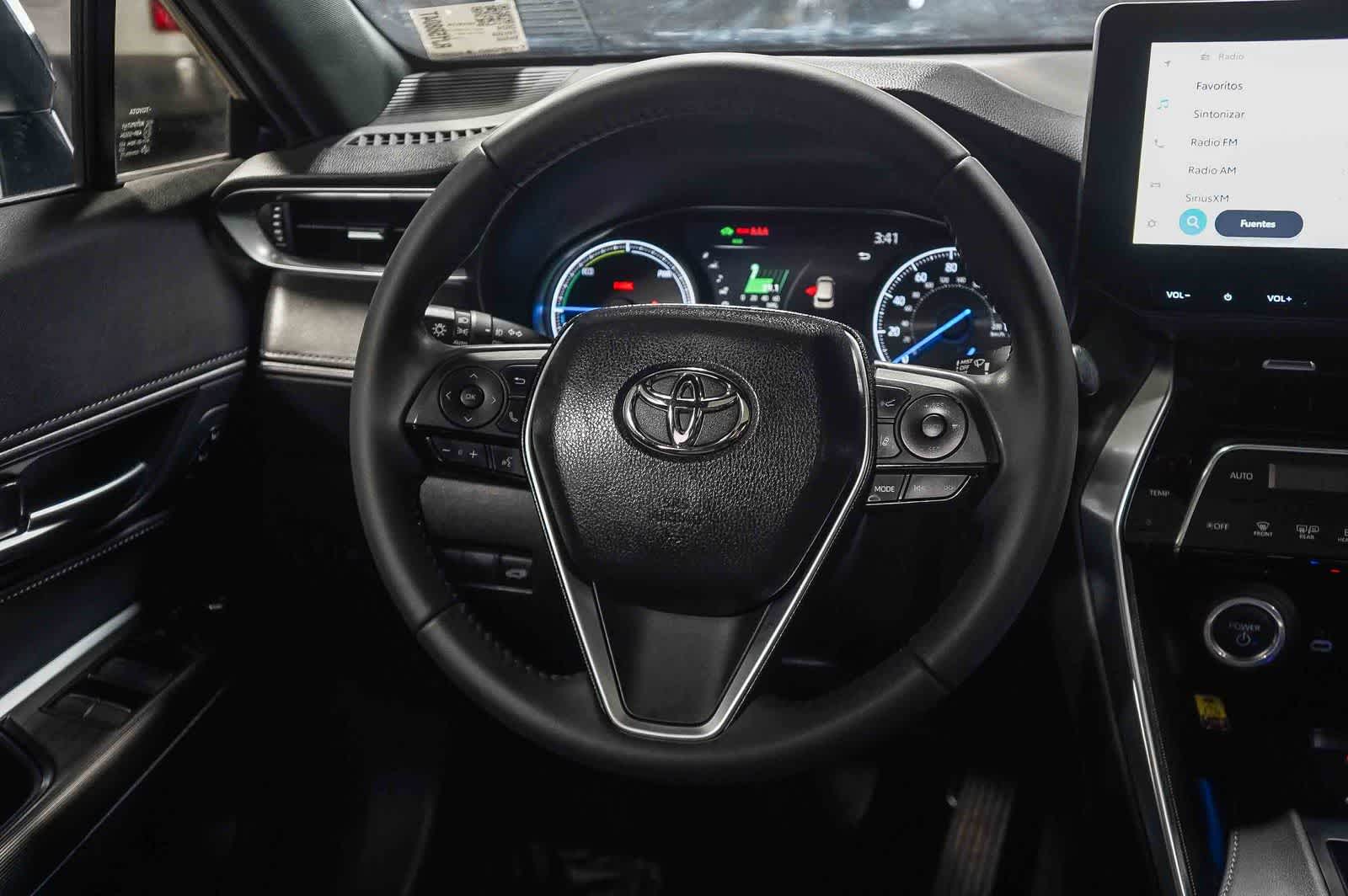 Thumbnail: 2024 Toyota Venza - 16