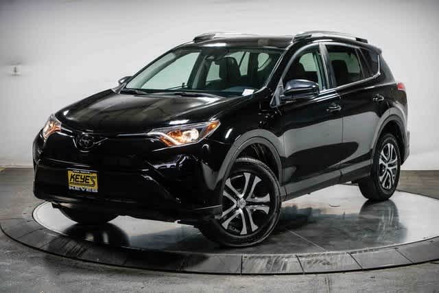 Thumbnail: 2018 Toyota RAV4 - 1