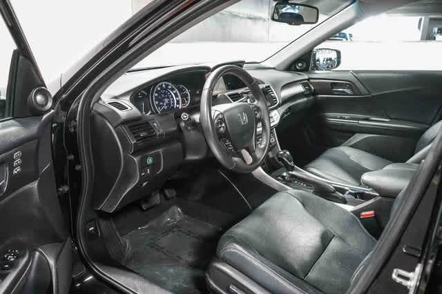 Thumbnail: 2013 Honda Accord - 18