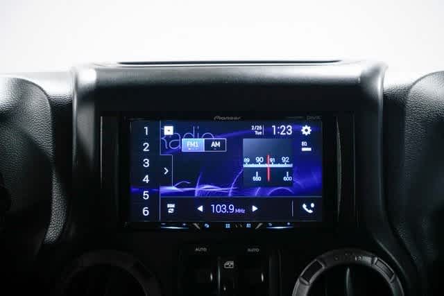 Thumbnail: 2012 Jeep Wrangler - 13