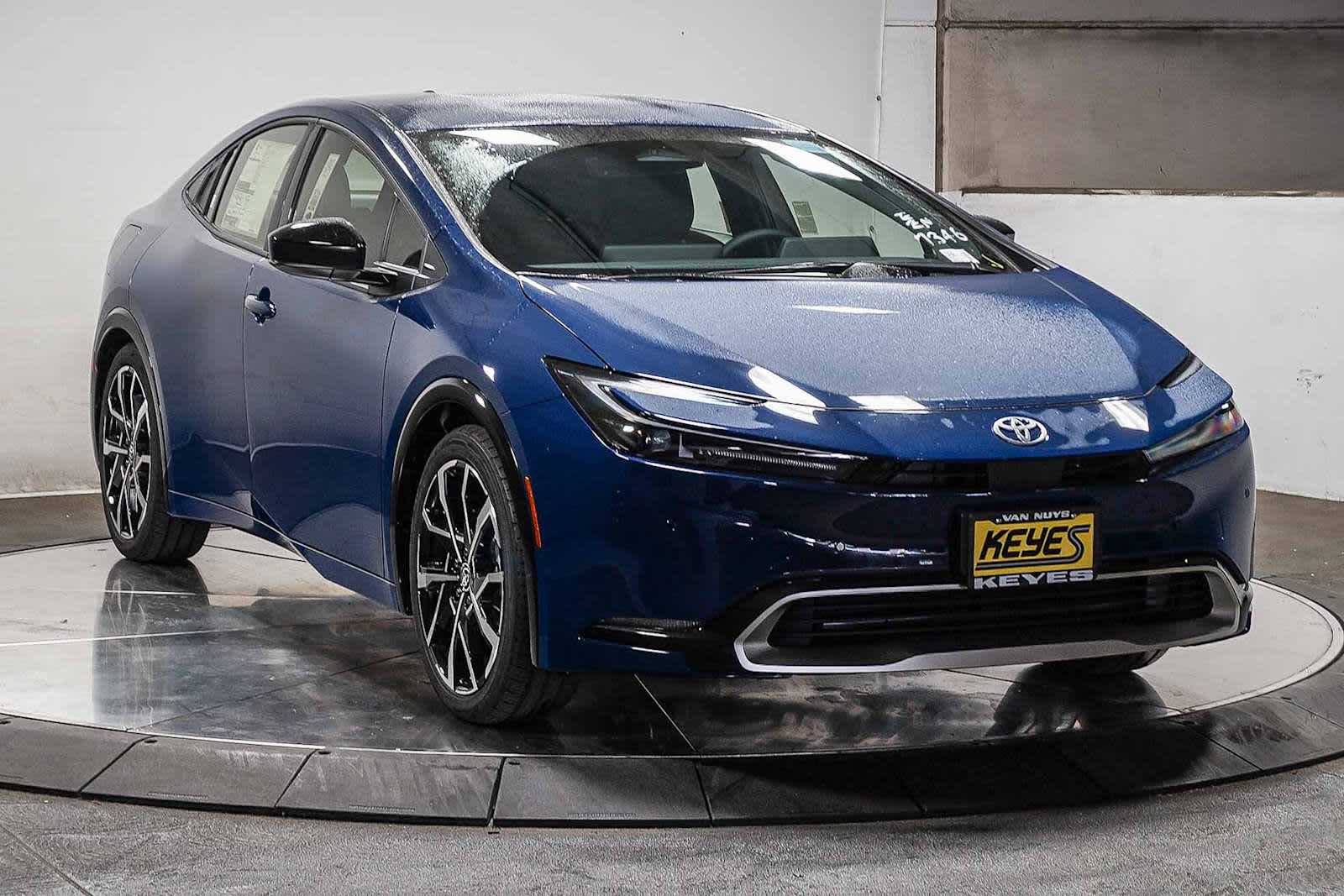 Thumbnail: 2026 Toyota Prius - 3