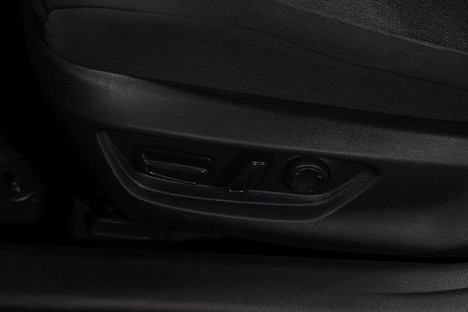 Thumbnail: 2026 Toyota Camry - 25