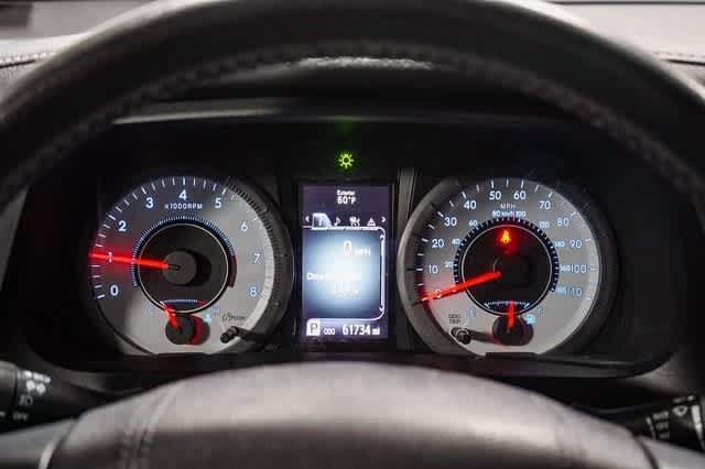 Thumbnail: 2020 Toyota Sienna - 23