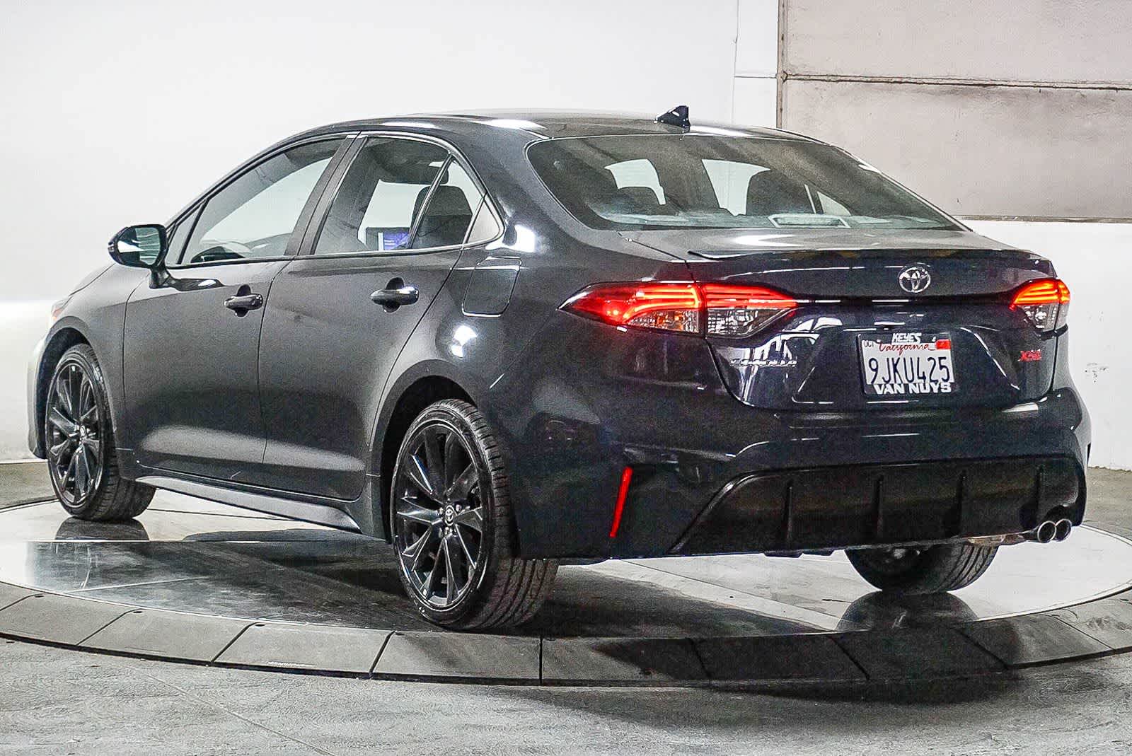 Thumbnail: 2024 Toyota Corolla - 8