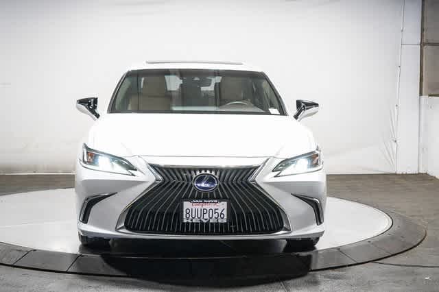 Thumbnail: 2021 Lexus ES - 6