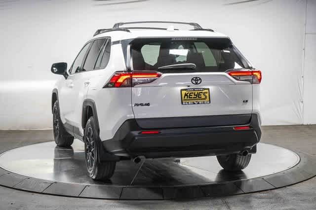 Thumbnail: 2021 Toyota RAV4 - 2