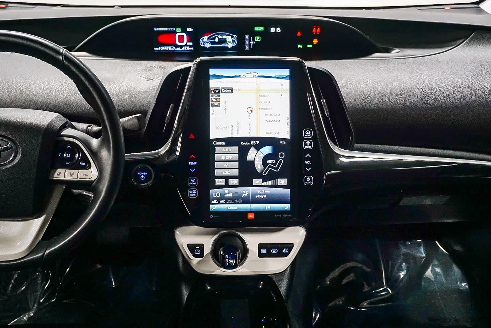 Thumbnail: 2019 Toyota Prius Prime - 14