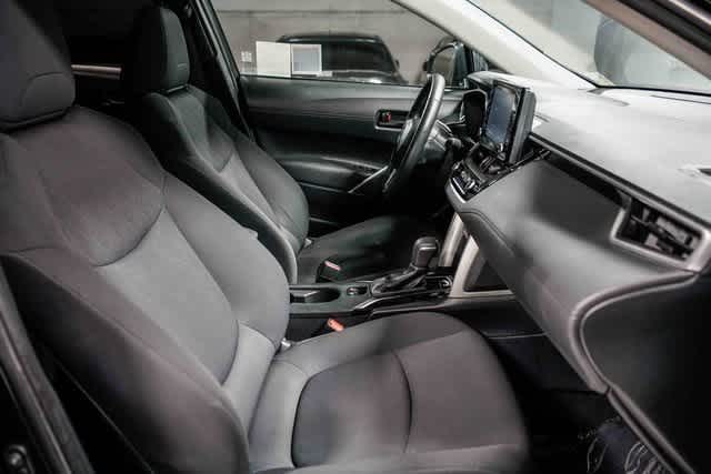 Thumbnail: 2022 Toyota Corolla Cross - 15