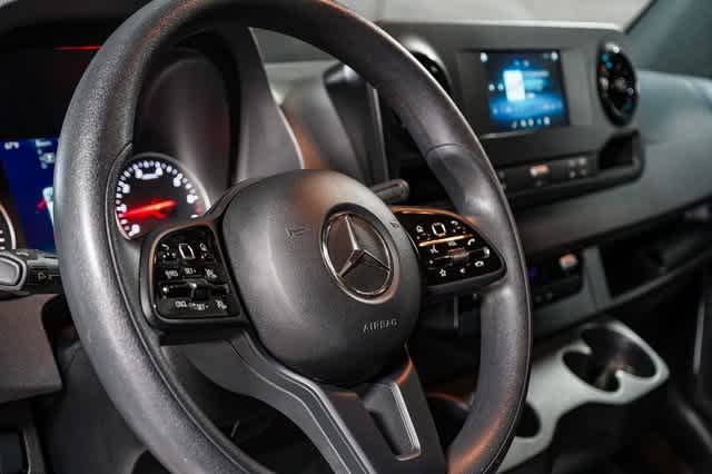 Thumbnail: 2023 Mercedes-Benz Sprinter - 15