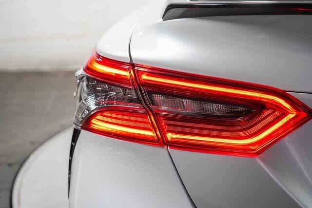 Thumbnail: 2022 Toyota Camry - 12