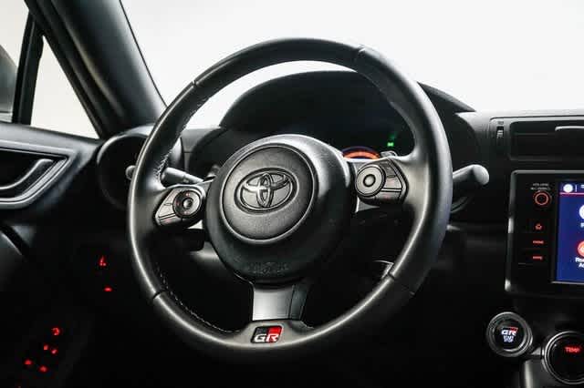 2024 Toyota GR86 Premium 16