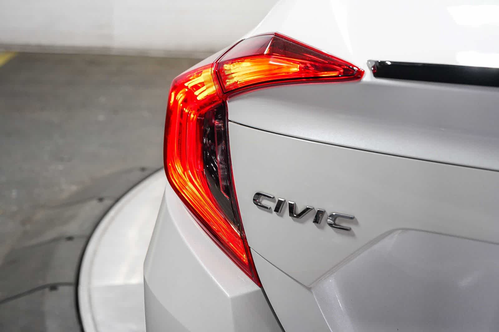 Thumbnail: 2020 Honda Civic - 11