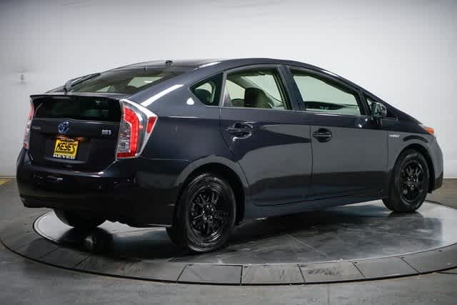 Thumbnail: 2015 Toyota Prius - 5