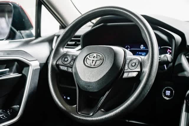 Thumbnail: 2023 Toyota RAV4 - 15