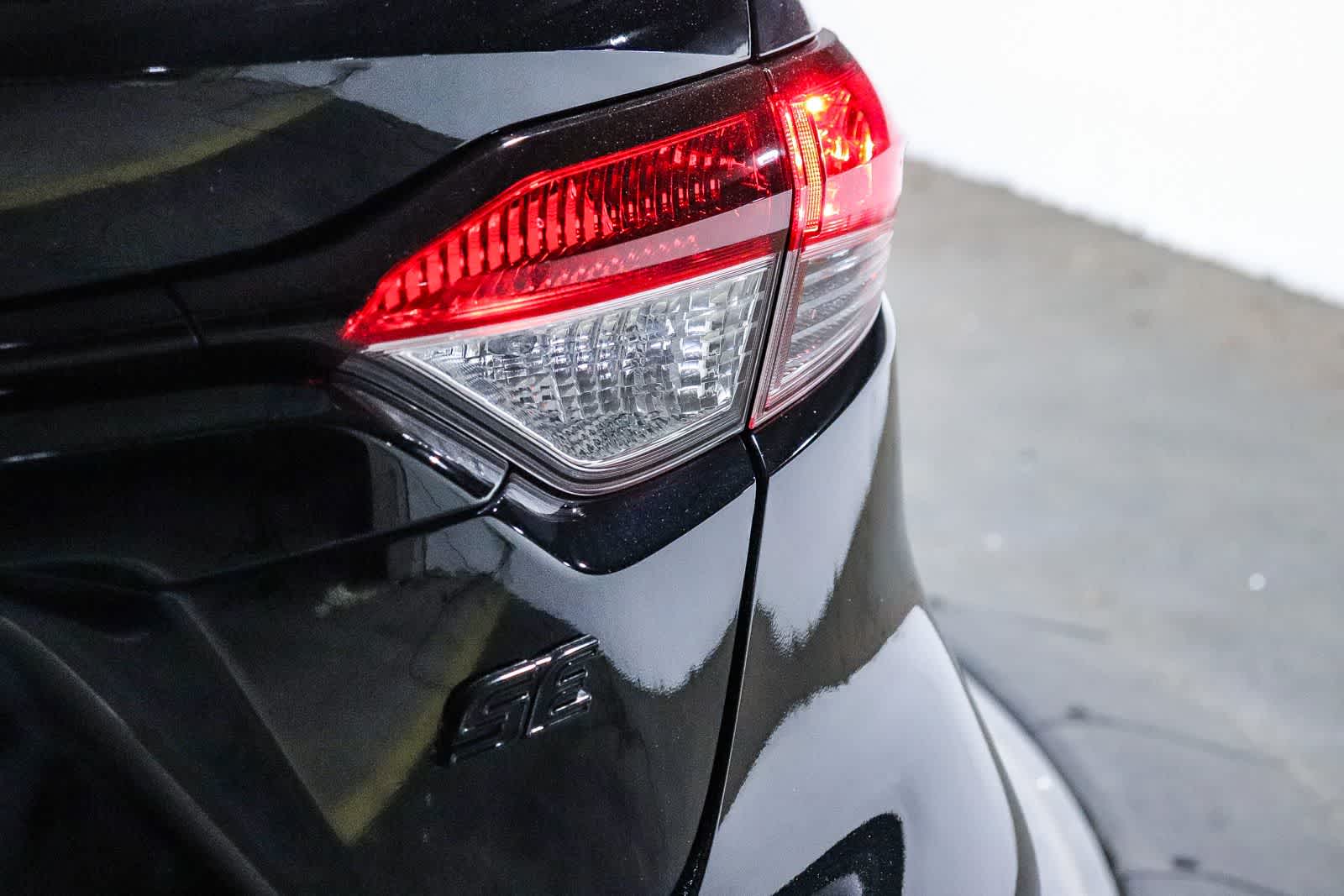 Thumbnail: 2023 Toyota Corolla - 13