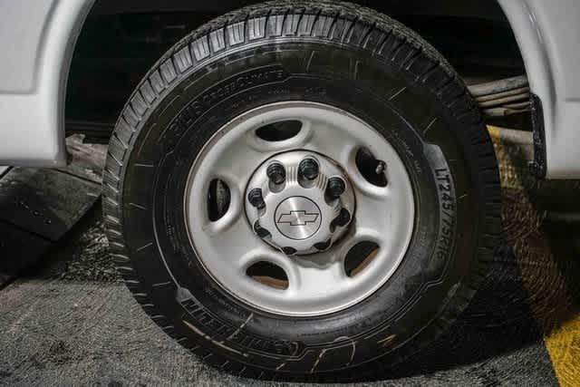 Thumbnail: 2020 Chevrolet Express - 10