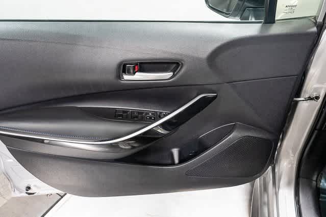 Thumbnail: 2021 Toyota Corolla - 22