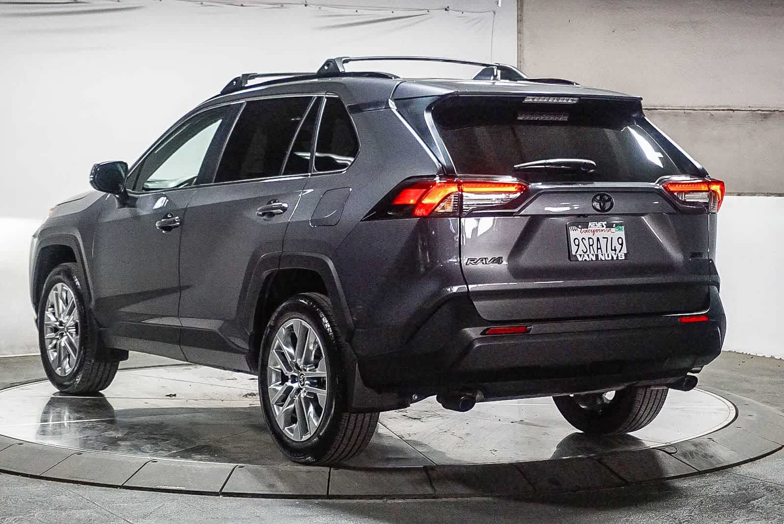 Thumbnail: 2025 Toyota RAV4 - 9