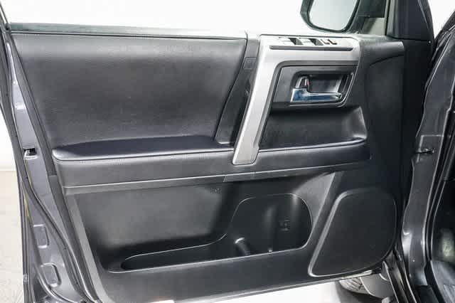 2023 Toyota 4Runner SR5 22