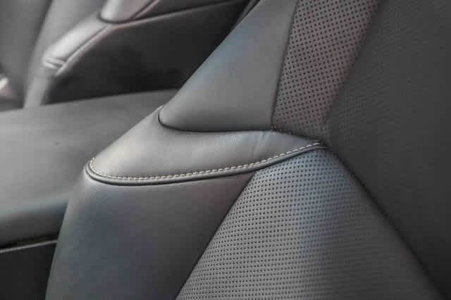 Thumbnail: 2022 Lexus ES - 20