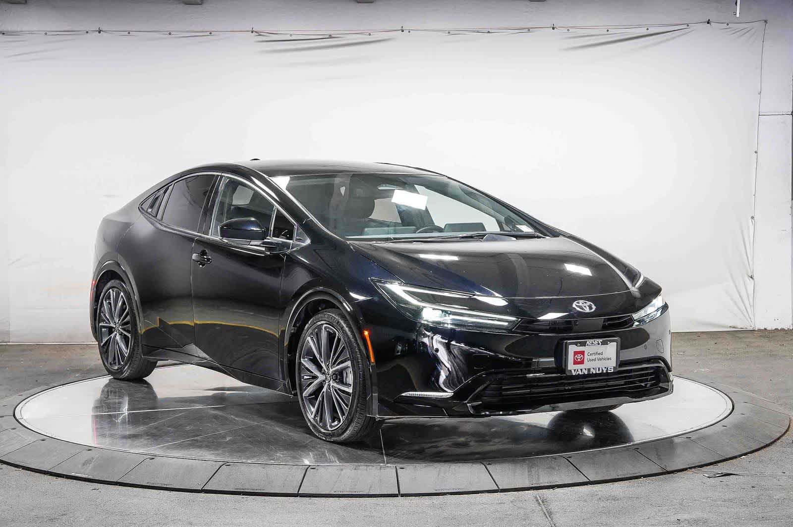 Thumbnail: 2023 Toyota Prius - 6