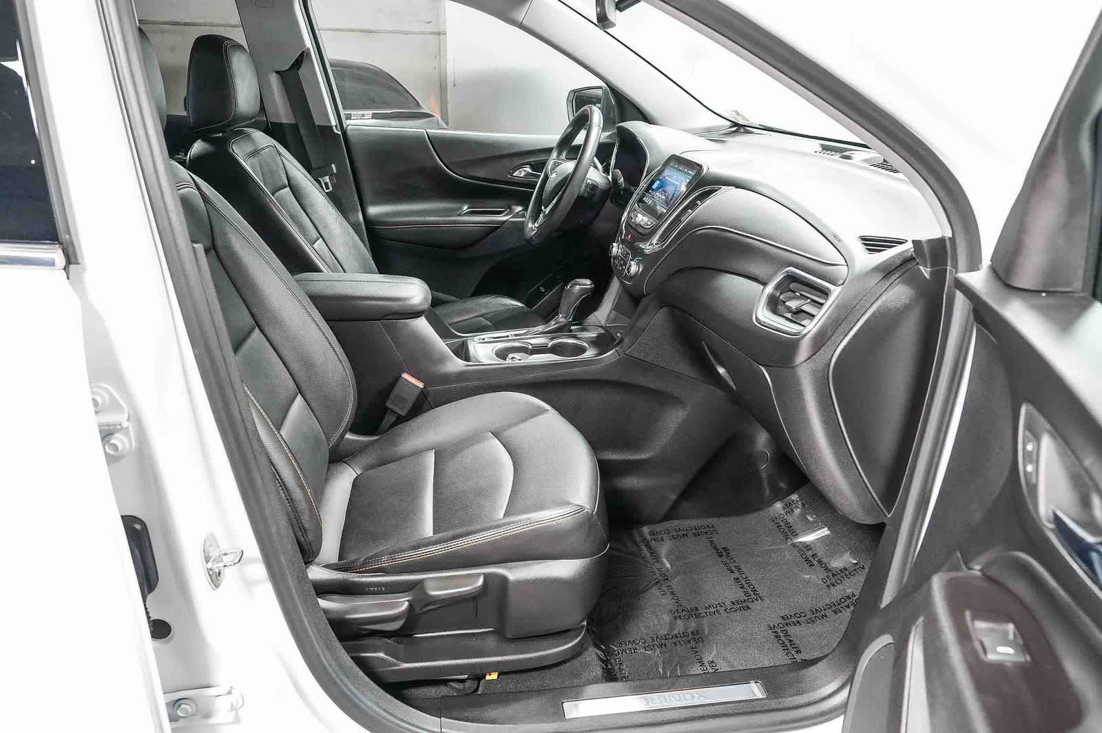 Thumbnail: 2019 Chevrolet Equinox - 16
