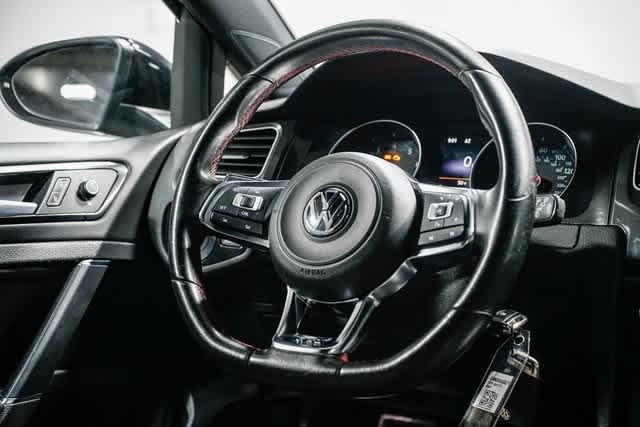 Thumbnail: 2016 Volkswagen Golf - 14