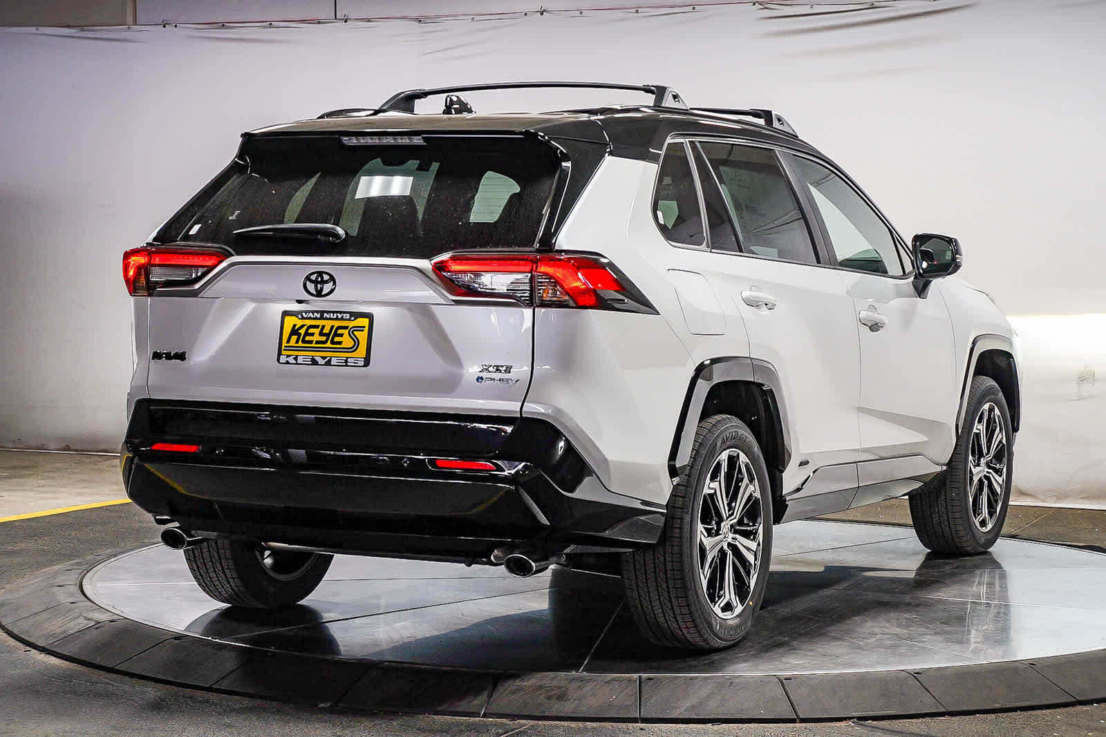 Thumbnail: 2025 Toyota RAV4 - 4