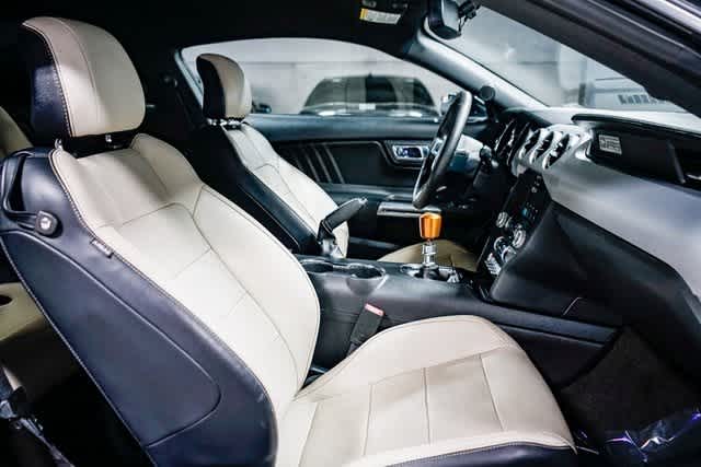 Thumbnail: 2016 Ford Mustang - 15