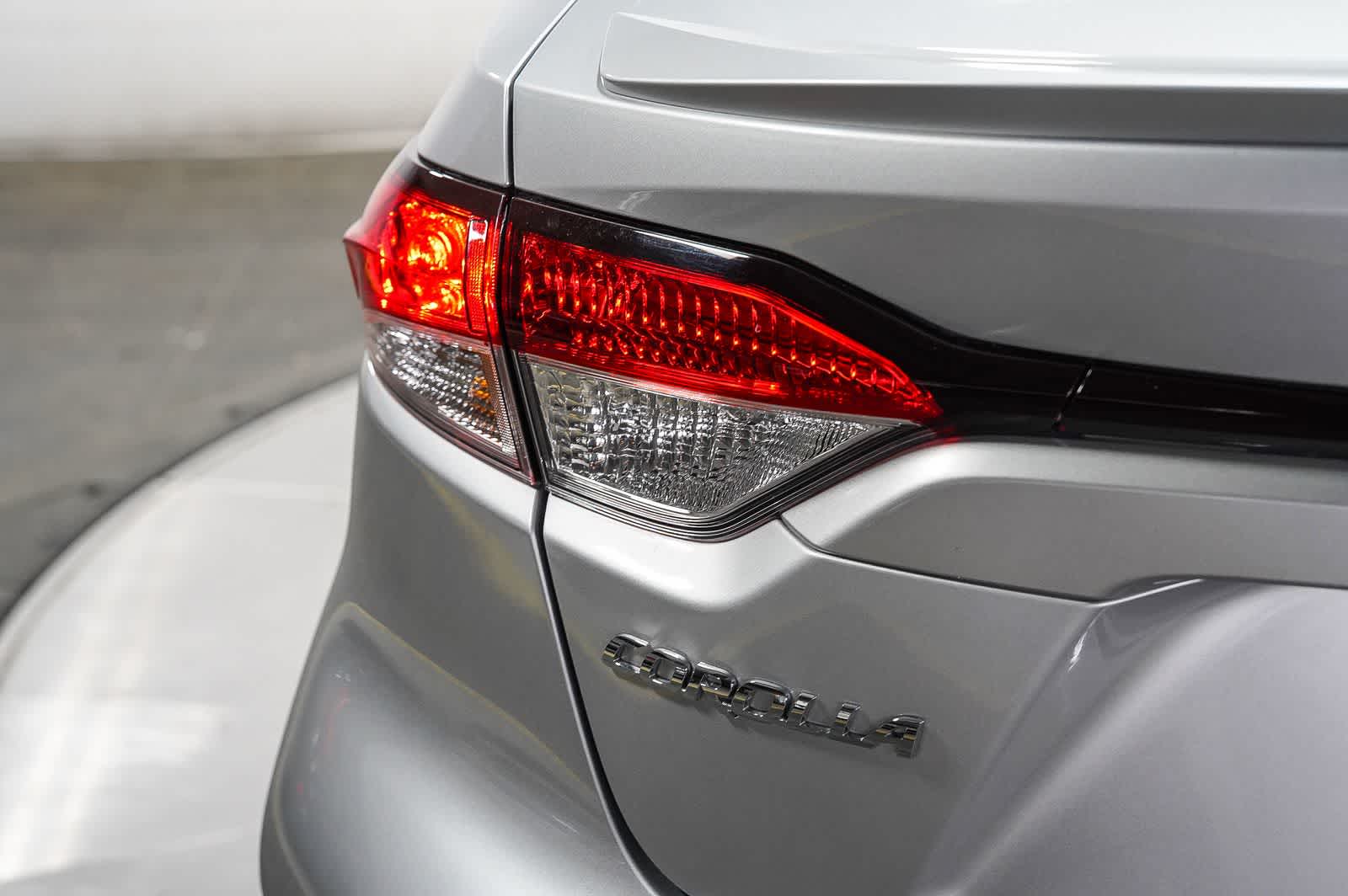 Thumbnail: 2025 Toyota Corolla - 11