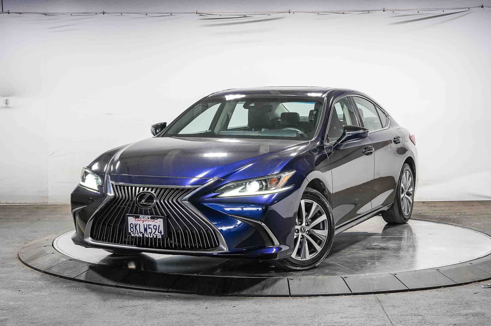 2019 Lexus ES 350 -
                  Van Nuys, CA