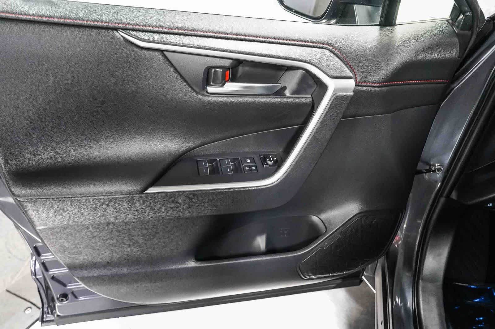 Thumbnail: 2024 Toyota RAV4 - 23