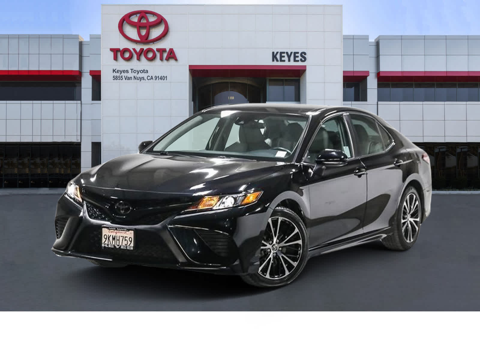 2020 Toyota Camry SE -
                Van Nuys, CA