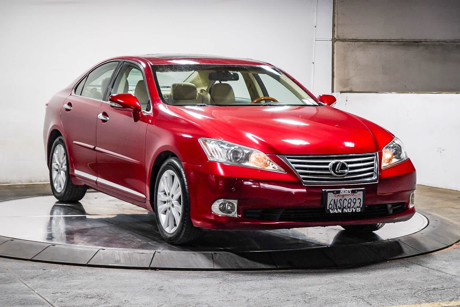 Thumbnail: 2010 Lexus ES - 3