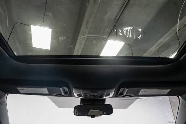 Thumbnail: 2021 Toyota Corolla - 16