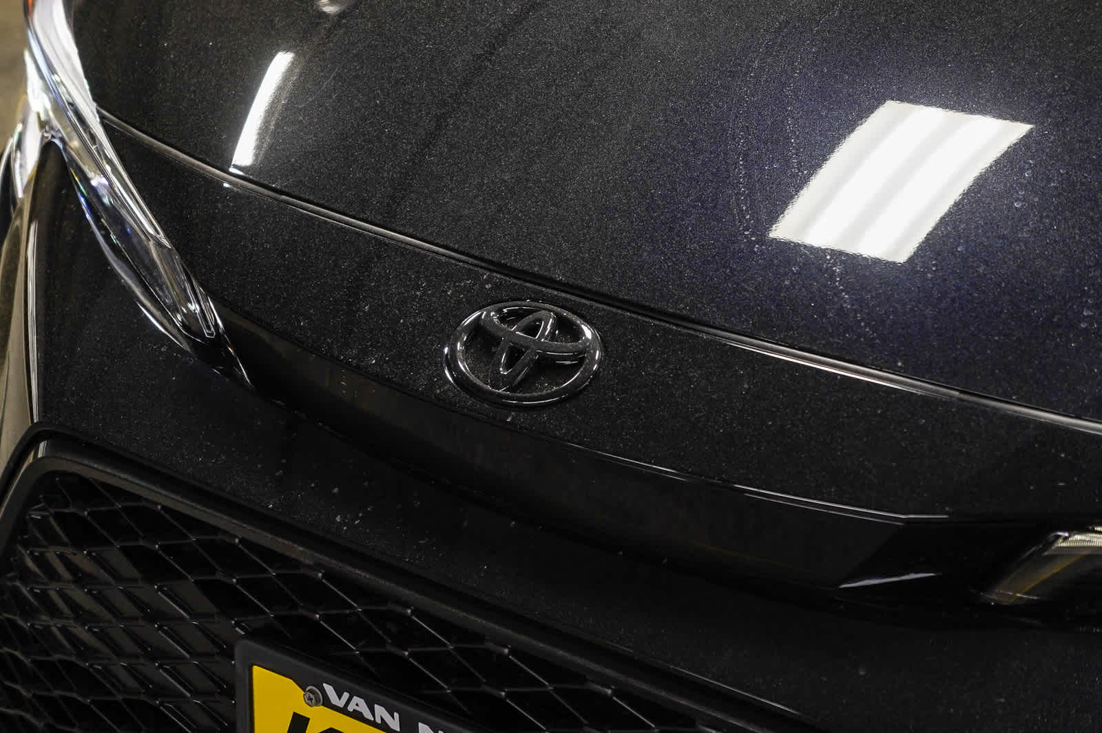 Thumbnail: 2025 Toyota Corolla - 8