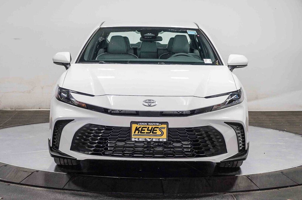 New 2026 Toyota Camry SE Sedan