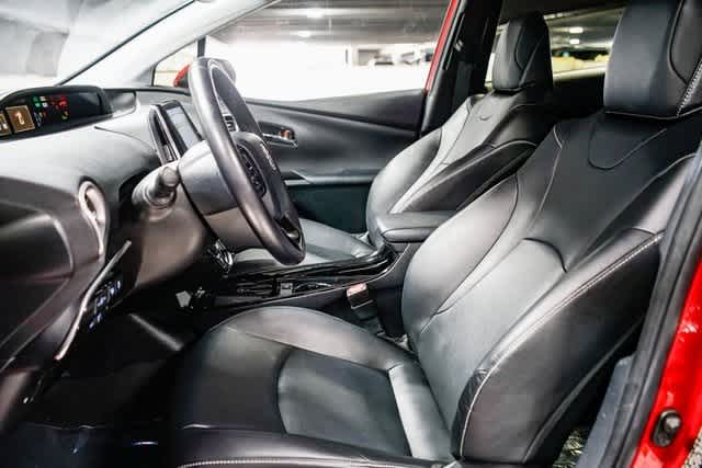 Thumbnail: 2021 Toyota Prius Prime - 17