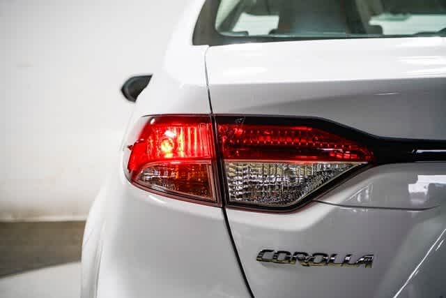 Thumbnail: 2022 Toyota Corolla - 10