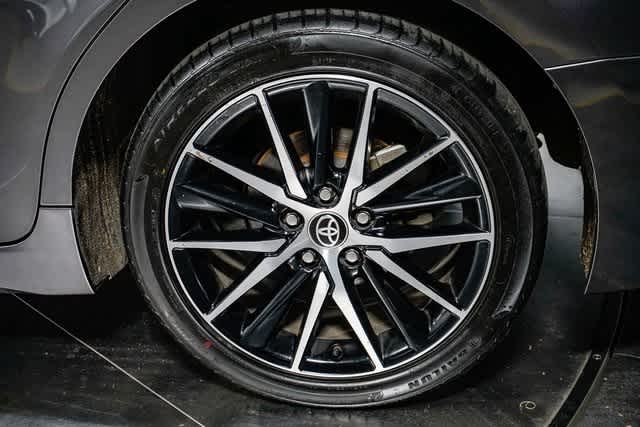 Thumbnail: 2023 Toyota Camry - 11