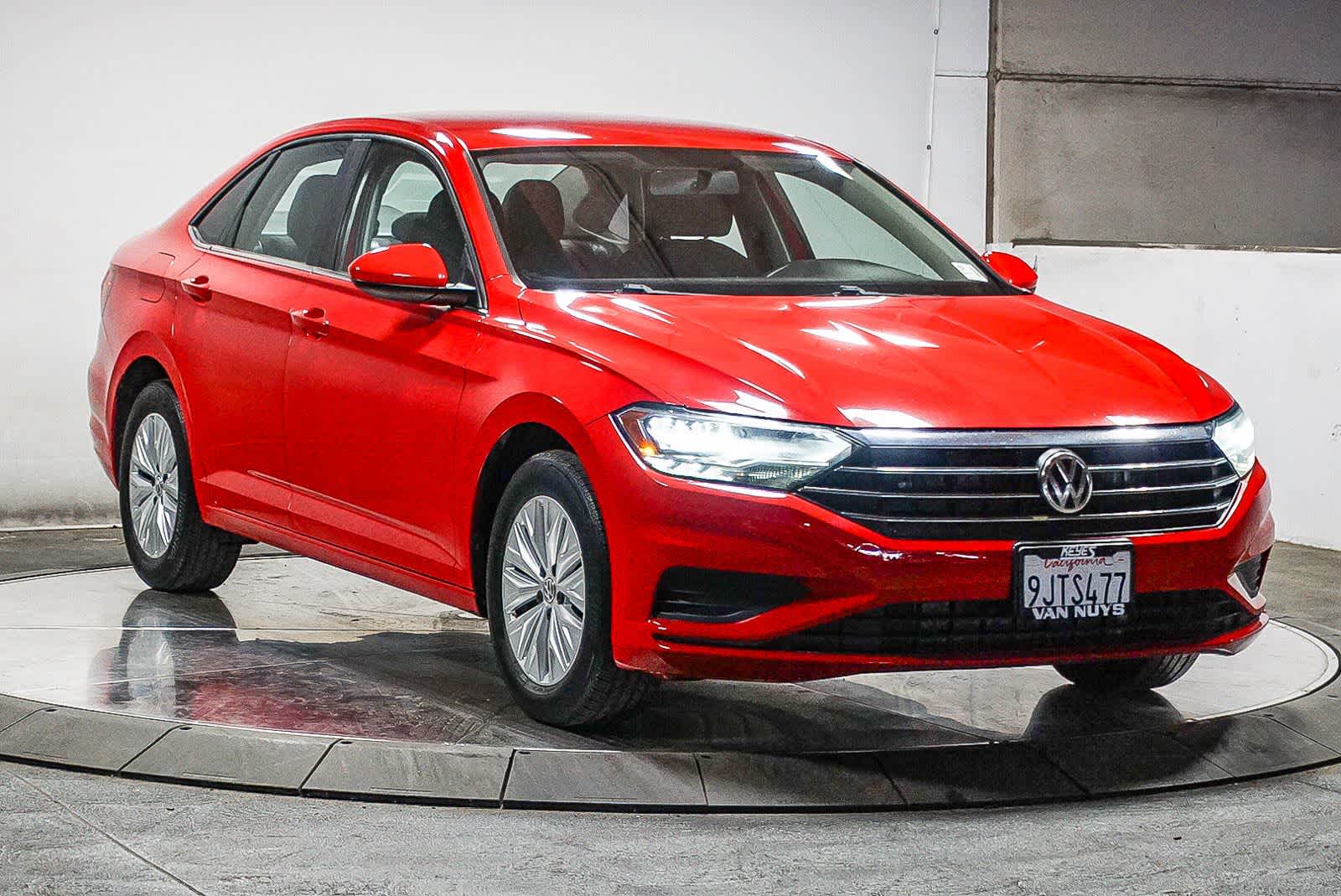 Thumbnail: 2019 Volkswagen Jetta - 3