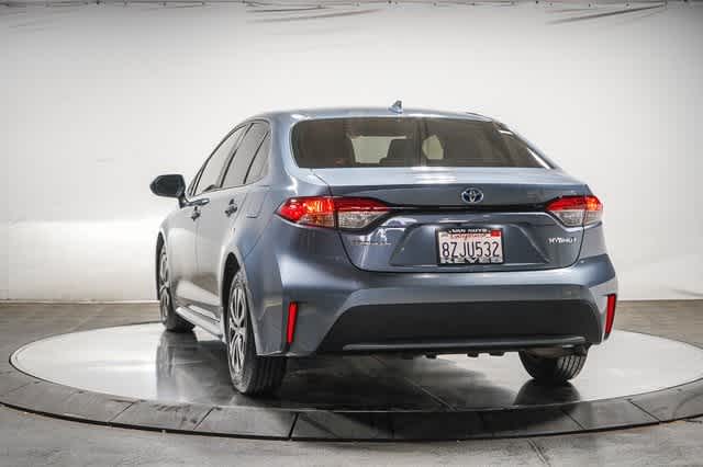 2022 Toyota Corolla LE 3