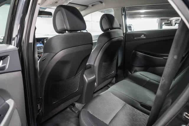 Thumbnail: 2016 Hyundai Tucson - 18