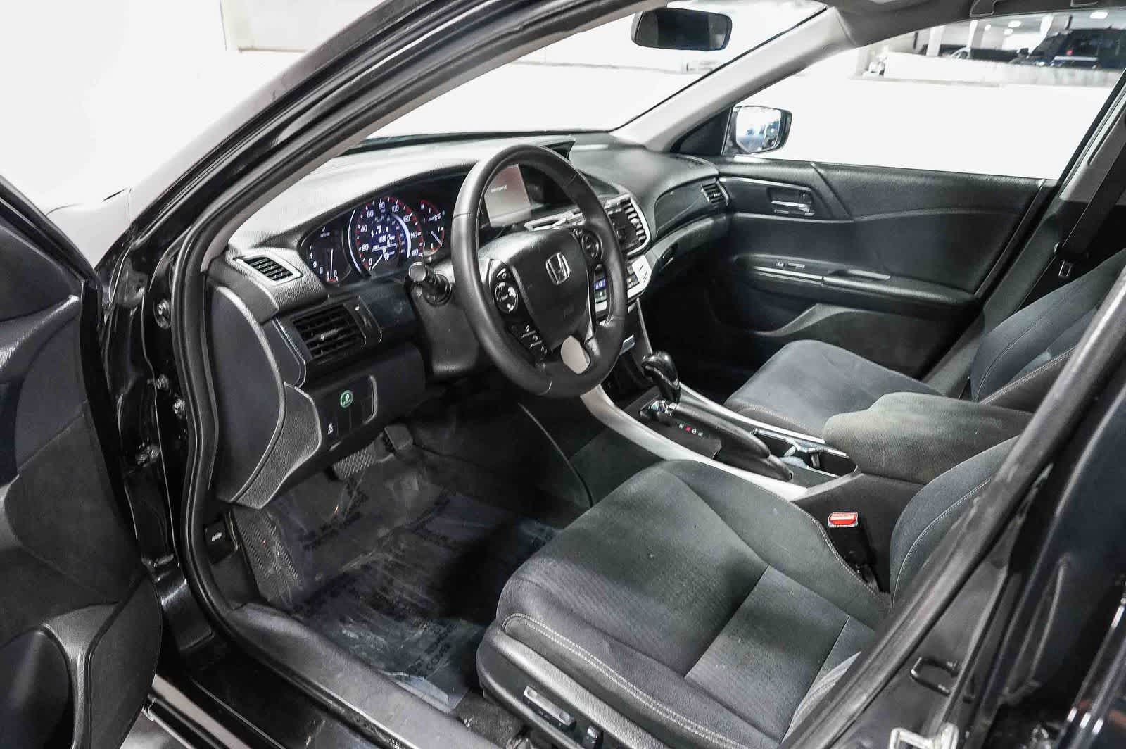 Thumbnail: 2013 Honda Accord - 17