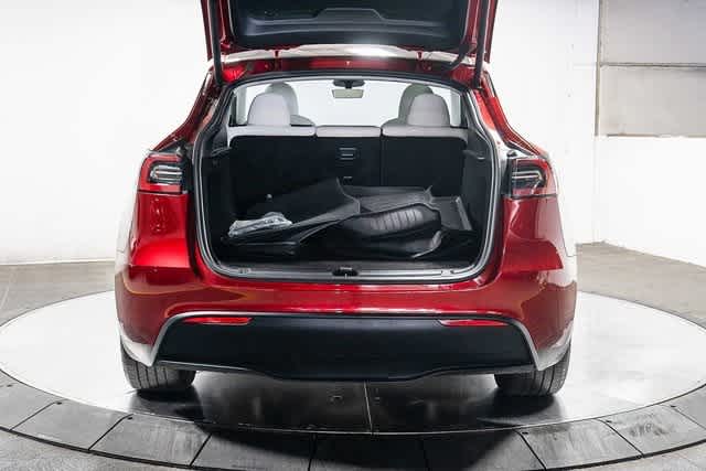 Thumbnail: 2024 Tesla Model Y - 26
