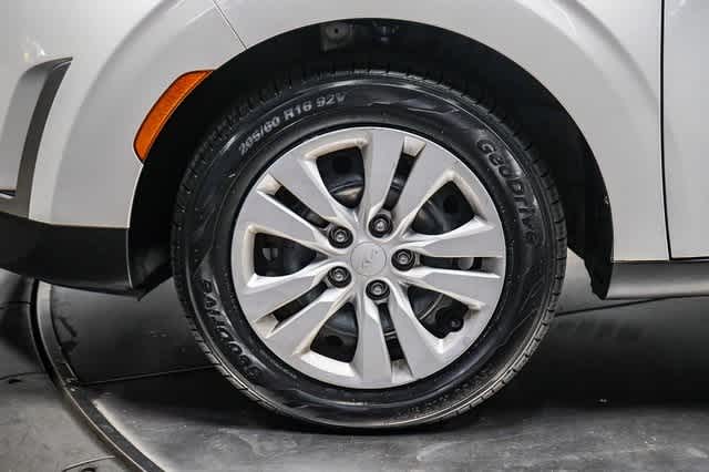 2023 Kia Soul LX 9