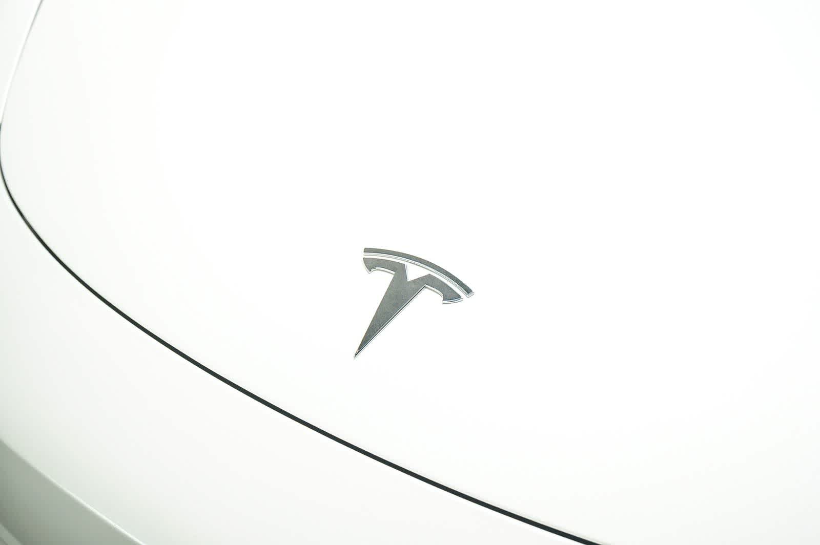 Thumbnail: 2021 Tesla Model 3 - 8