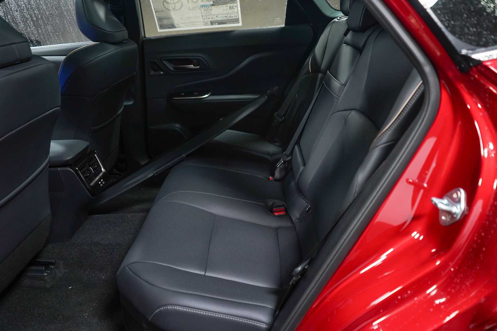 Thumbnail: 2025 Toyota Crown Signia - 16