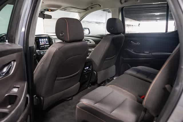 Thumbnail: 2020 Chevrolet Traverse - 18